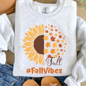 Gildan #fallvibes grey crewneck sweatshirt size SMALL